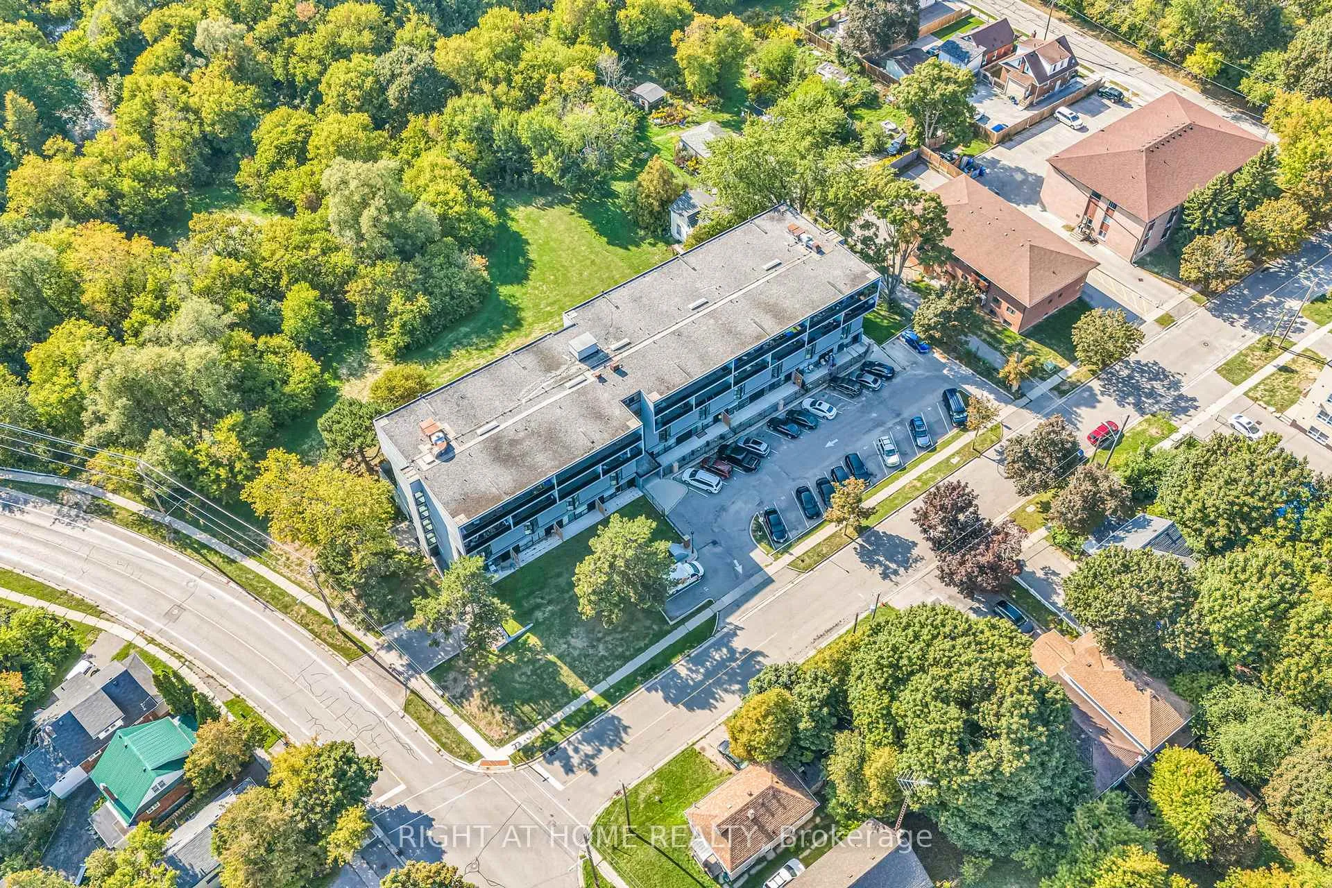 Photo 72 of Unit 110, 454 Centre Street S, Oshawa, Central — HOMEH