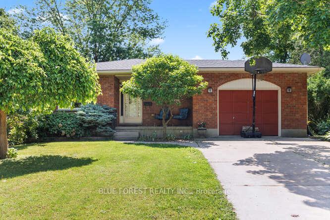 Front of 112 Elgin Avenue