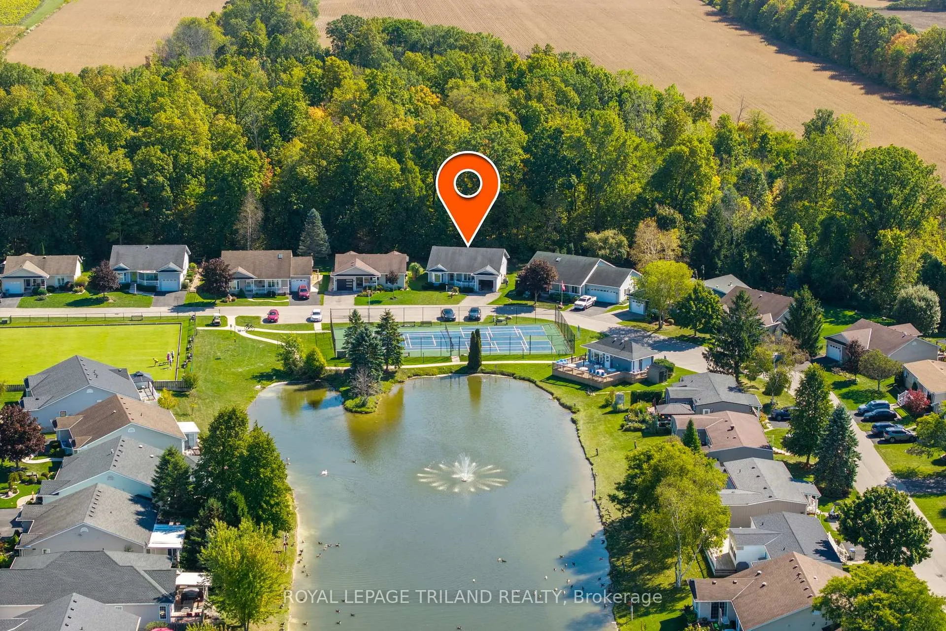 Photo 2 of 355 Shannon Boulevard, South Huron, Stephen — HOMEH