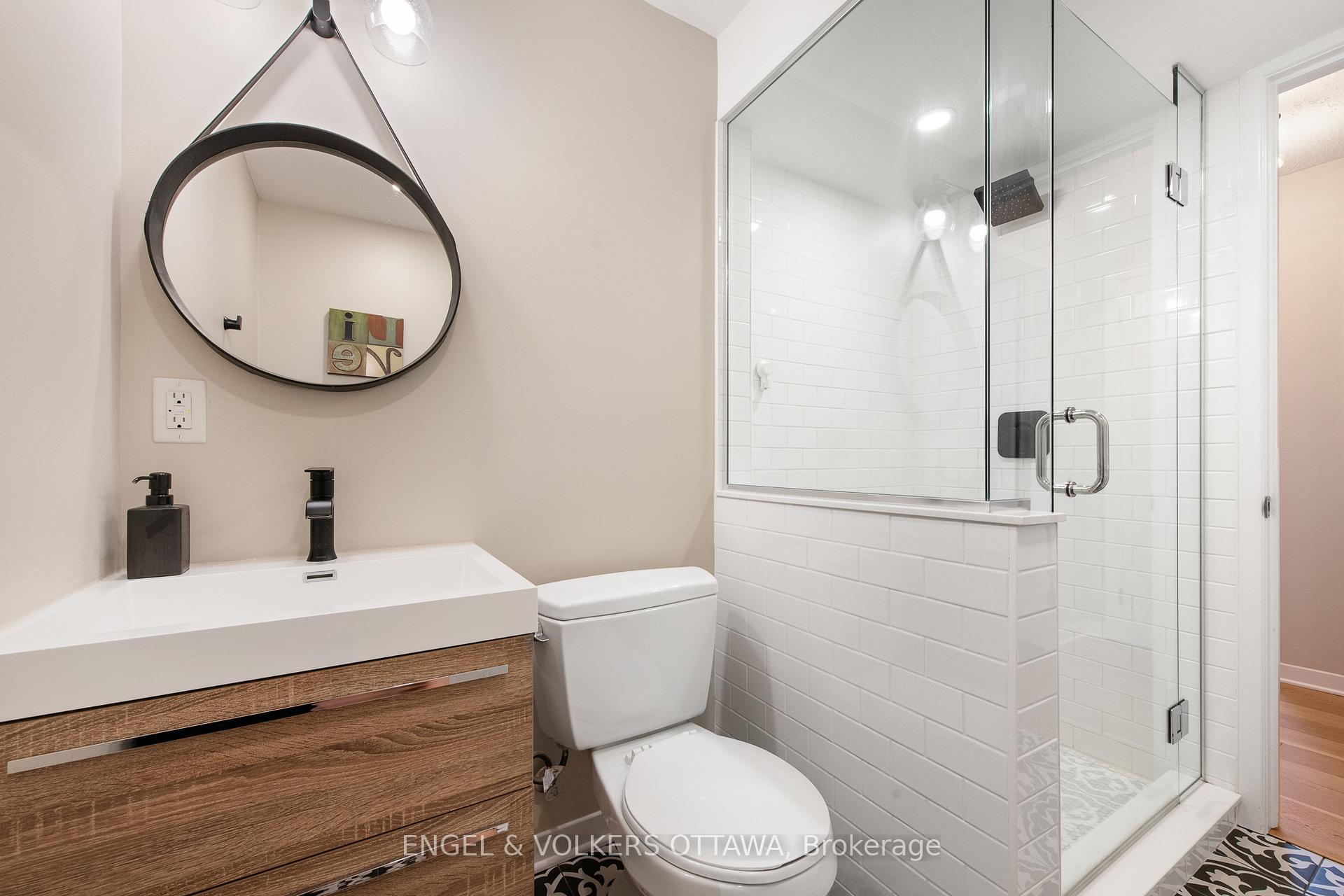 Photo 30 of 23 Dayton Crescent, Ottawa, Leslie Park — HOMEH