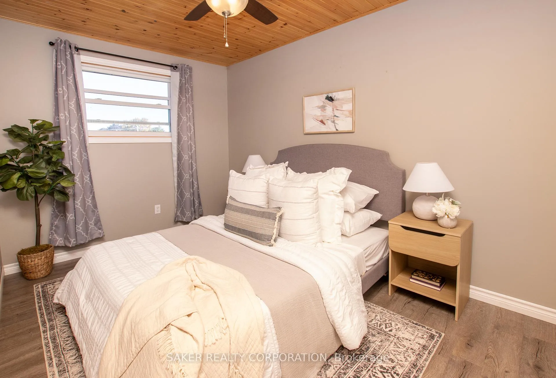 Photo 16 of 146 Simcoe Street, South Huron, Exeter — HOMEH