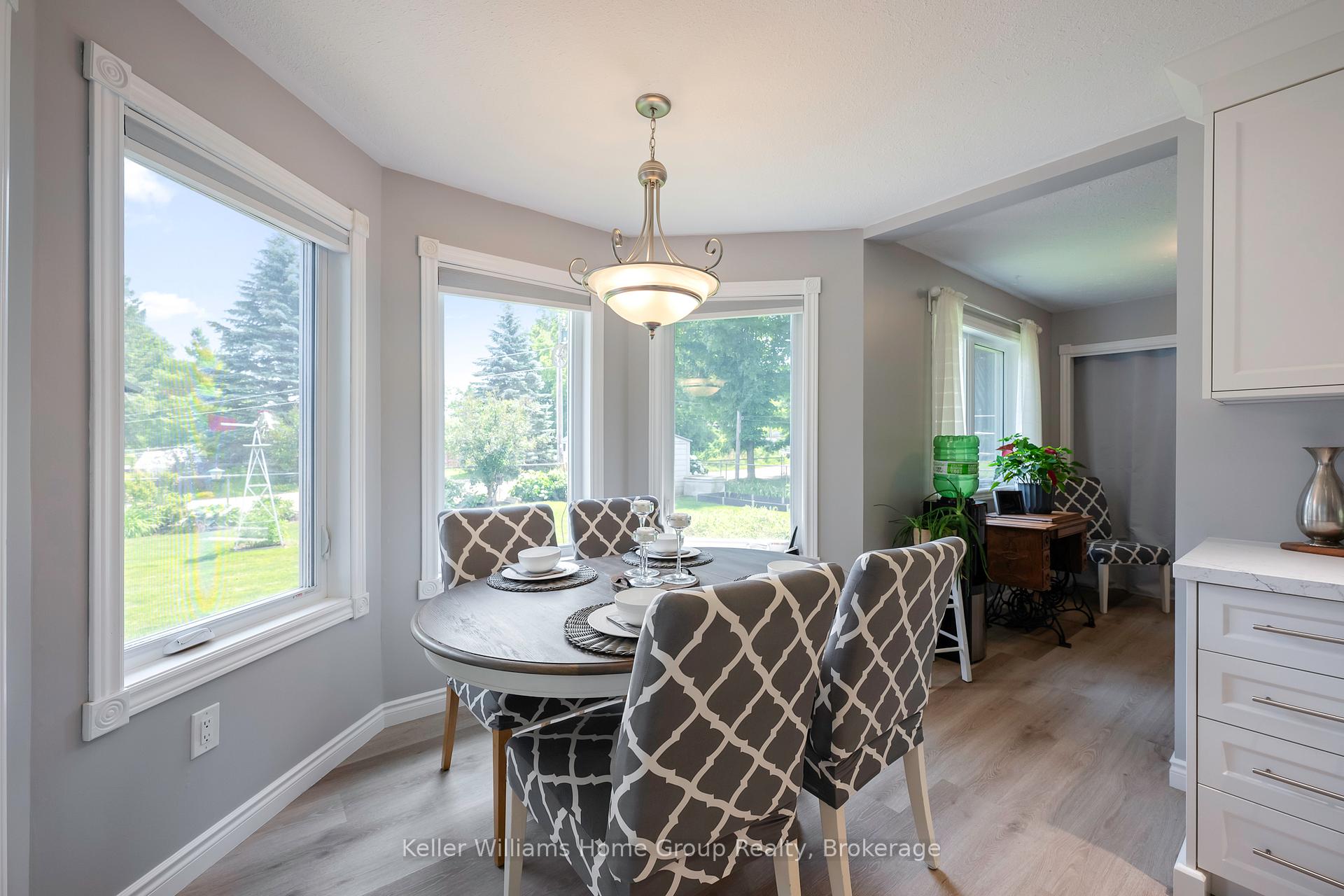 Photo 11 of 137 Third Avenue, Shelburne — HOMEH
