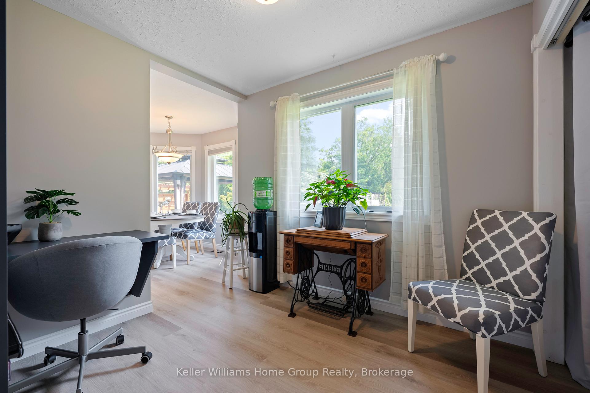 Photo 13 of 137 Third Avenue, Shelburne — HOMEH