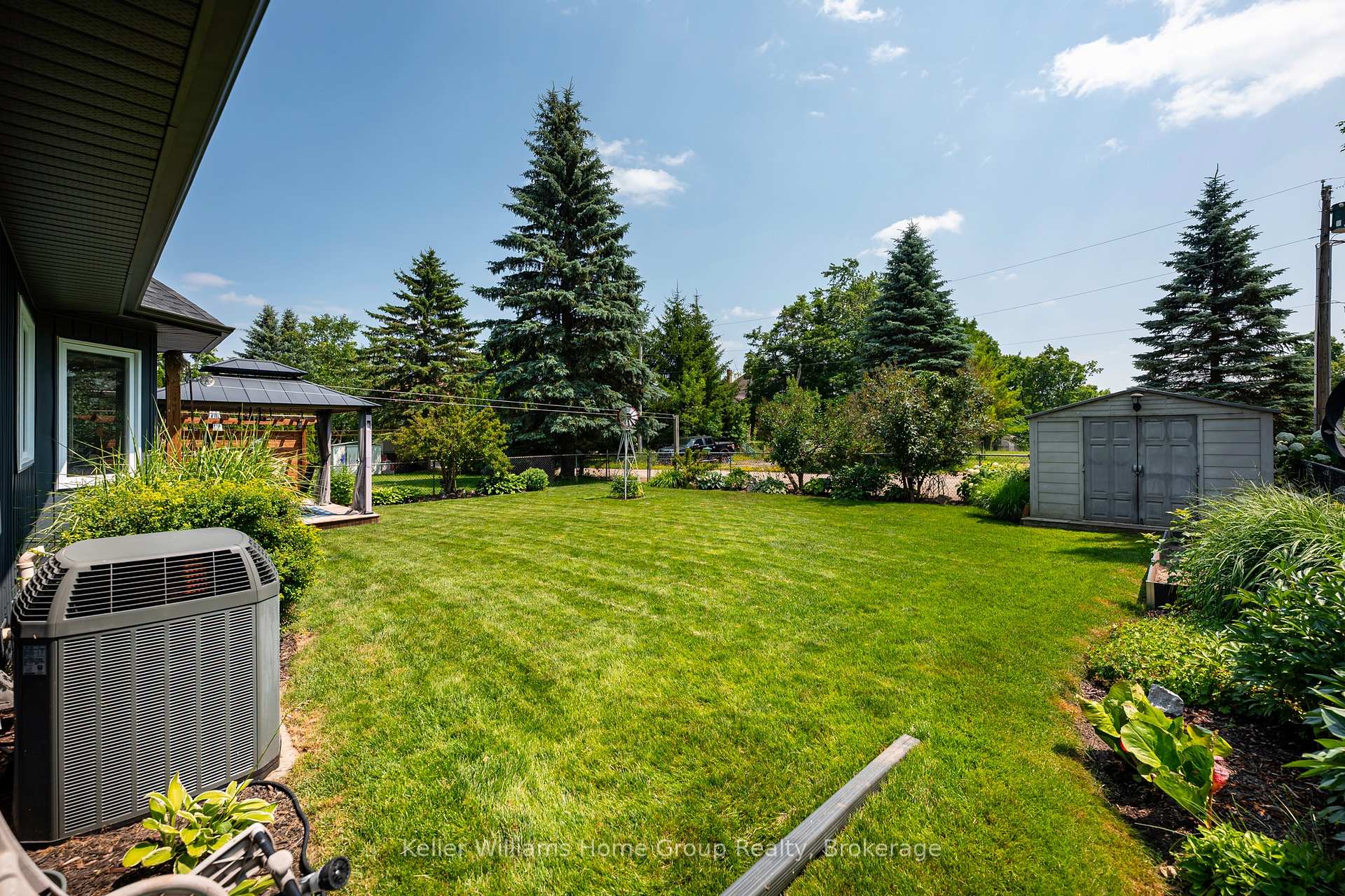 Photo 37 of 137 Third Avenue, Shelburne — HOMEH
