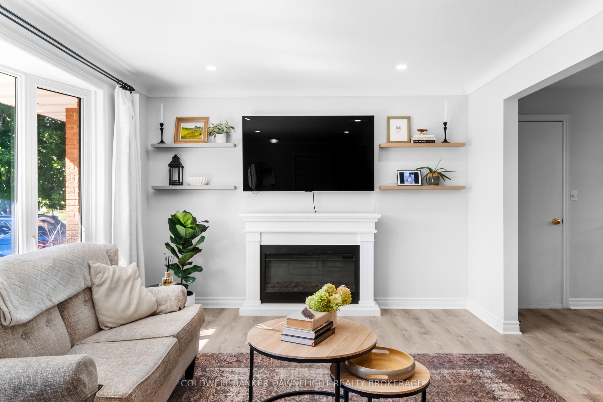 Photo 7 of 56 Hillcrest Drive, South Huron, Exeter — HOMEH