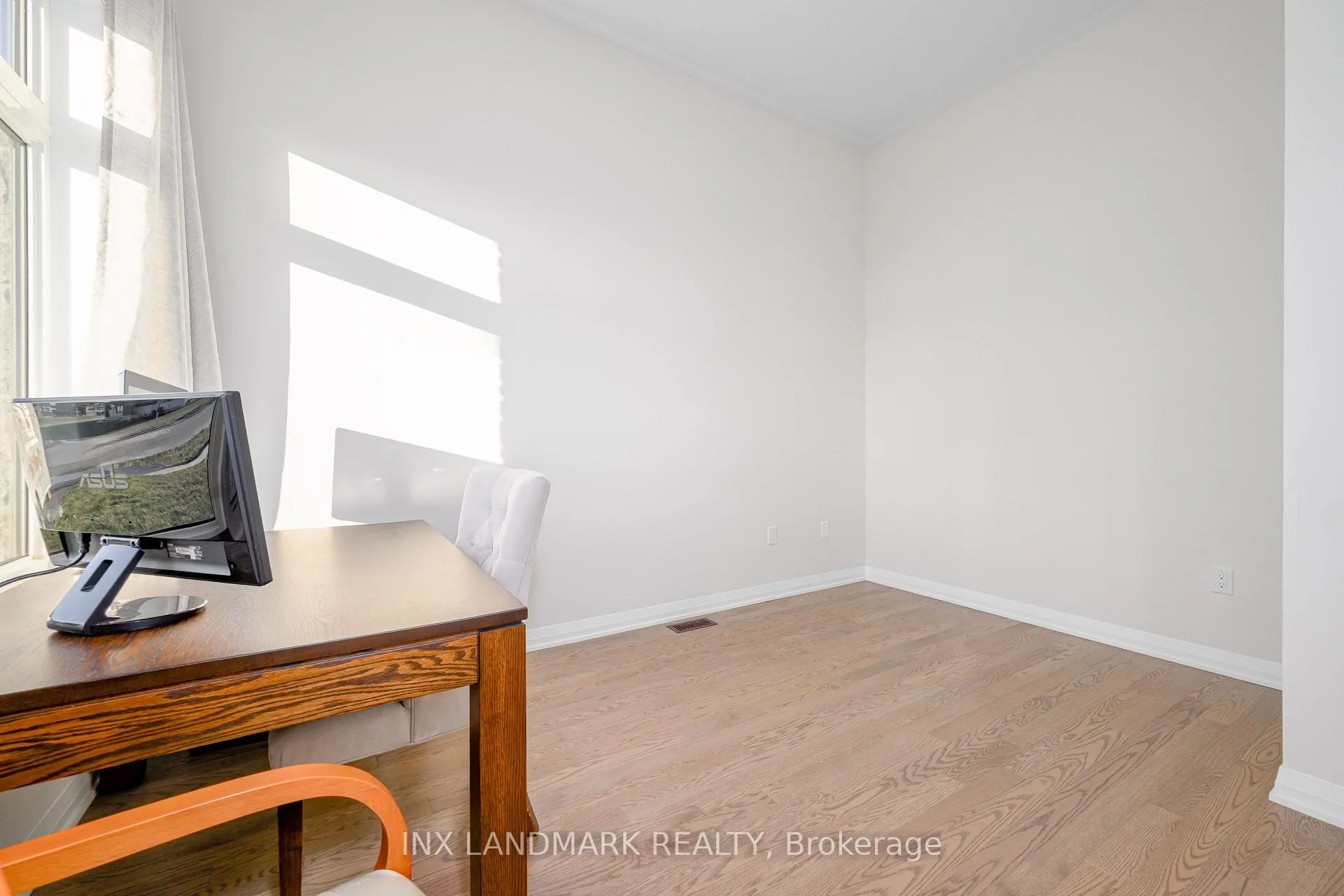 Photo 9 of 3727 Lakepoint Drive, Severn, West Shore — HOMEH