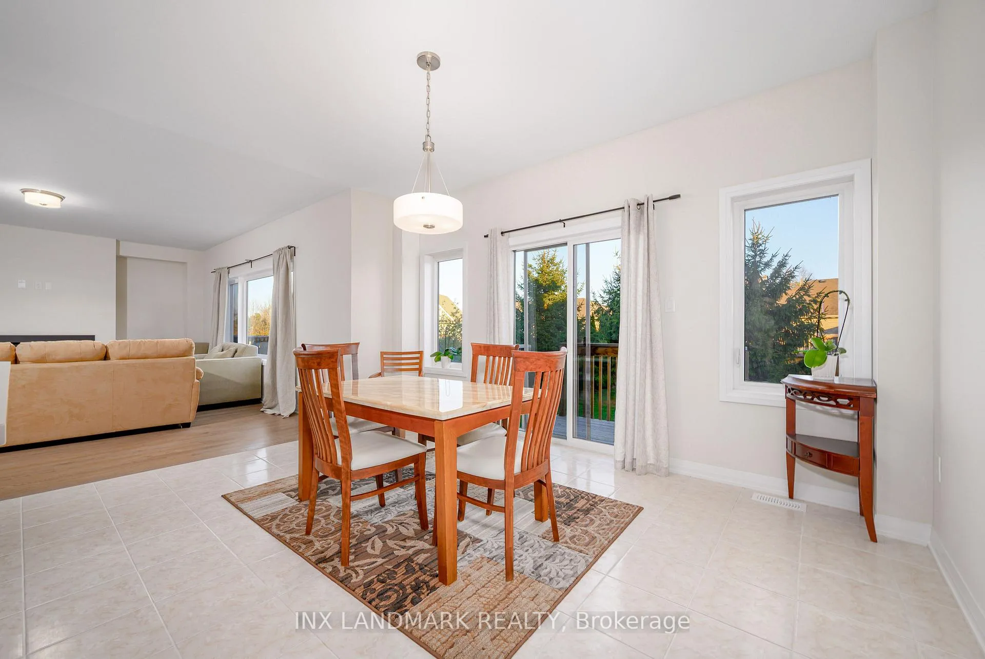 Photo 15 of 3727 Lakepoint Drive, Severn, West Shore — HOMEH