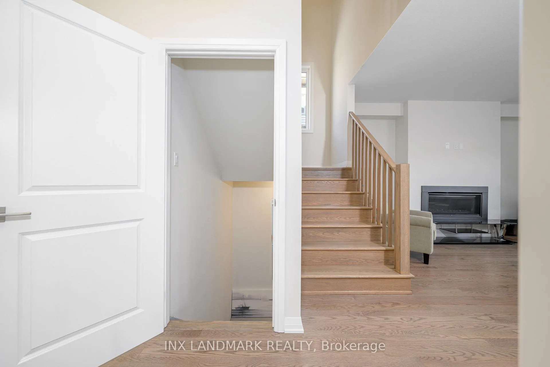 Photo 21 of 3727 Lakepoint Drive, Severn, West Shore — HOMEH