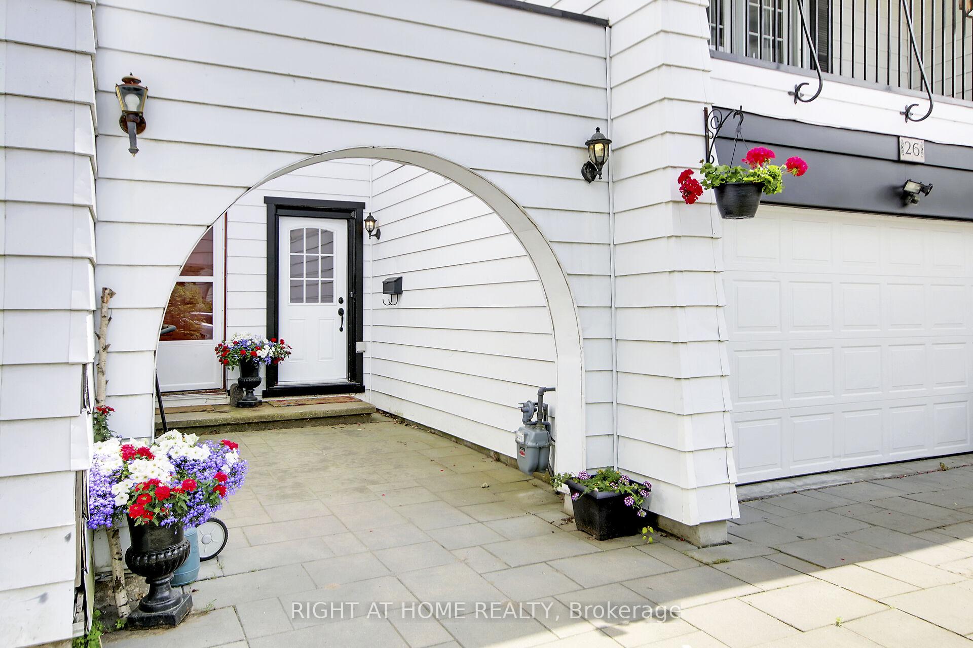 Photo 2 of 26 Grady Crescent, Ottawa, Sheahan Estates/Trend Village — HOMEH