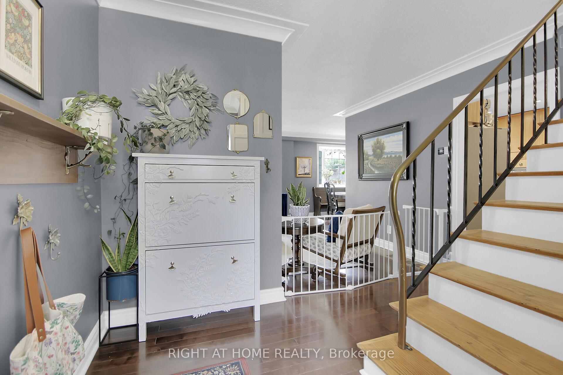 Photo 7 of 26 Grady Crescent, Ottawa, Sheahan Estates/Trend Village — HOMEH