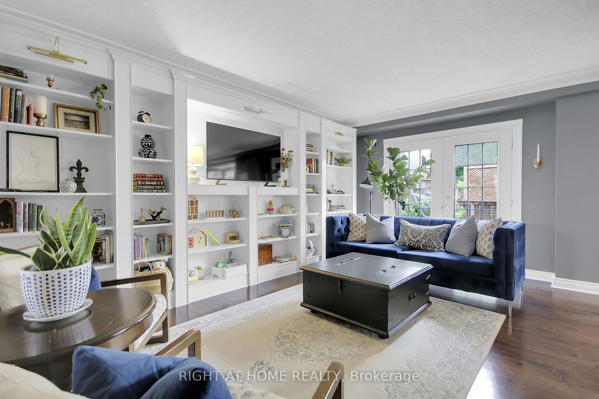 Photo 9 of 26 Grady Crescent, Ottawa, Sheahan Estates/Trend Village — HOMEH