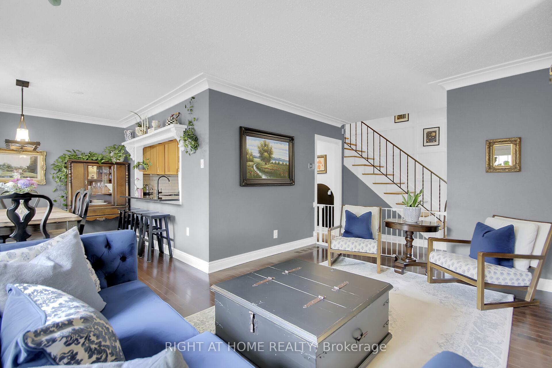 Photo 16 of 26 Grady Crescent, Ottawa, Sheahan Estates/Trend Village — HOMEH