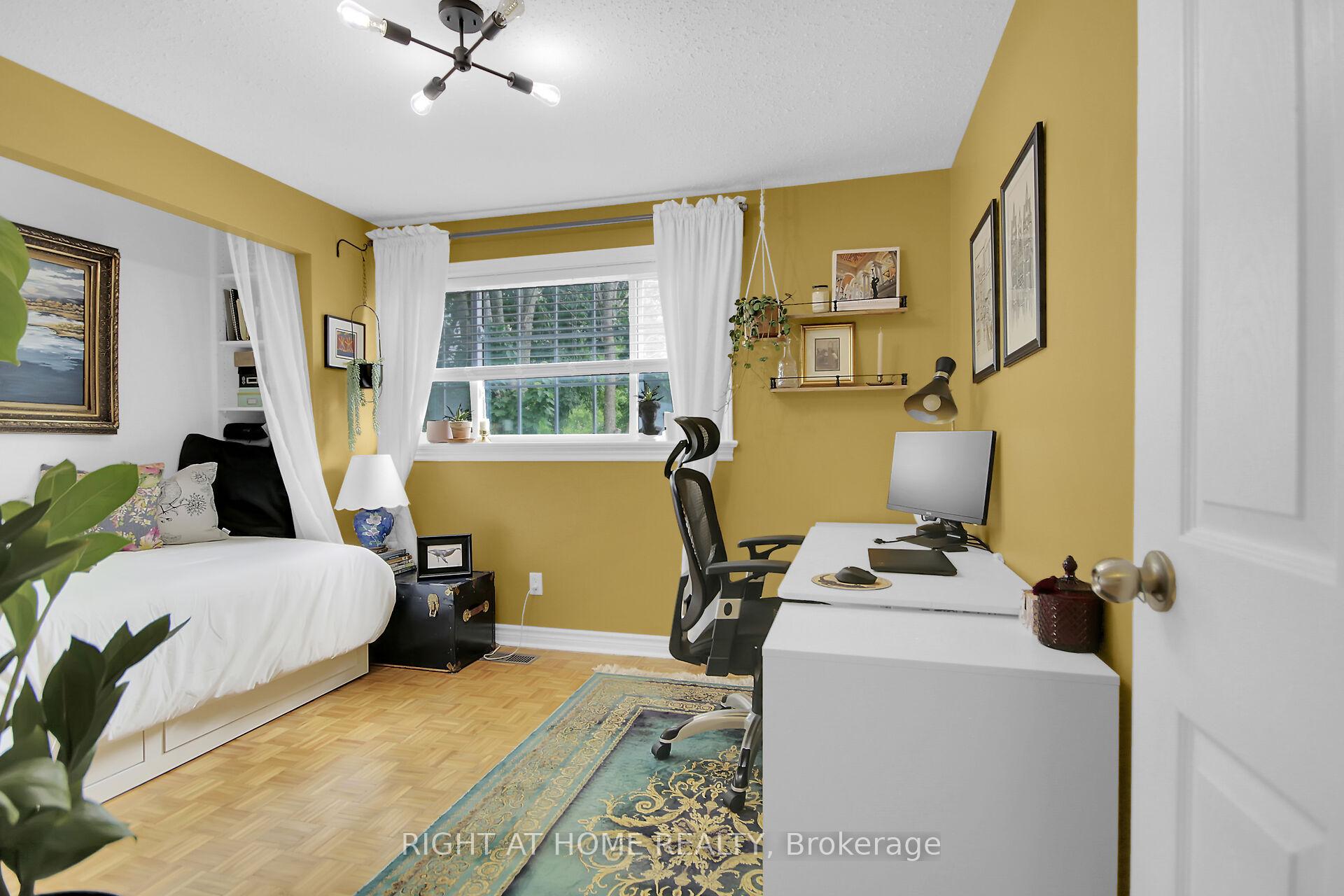 Photo 32 of 26 Grady Crescent, Ottawa, Sheahan Estates/Trend Village — HOMEH