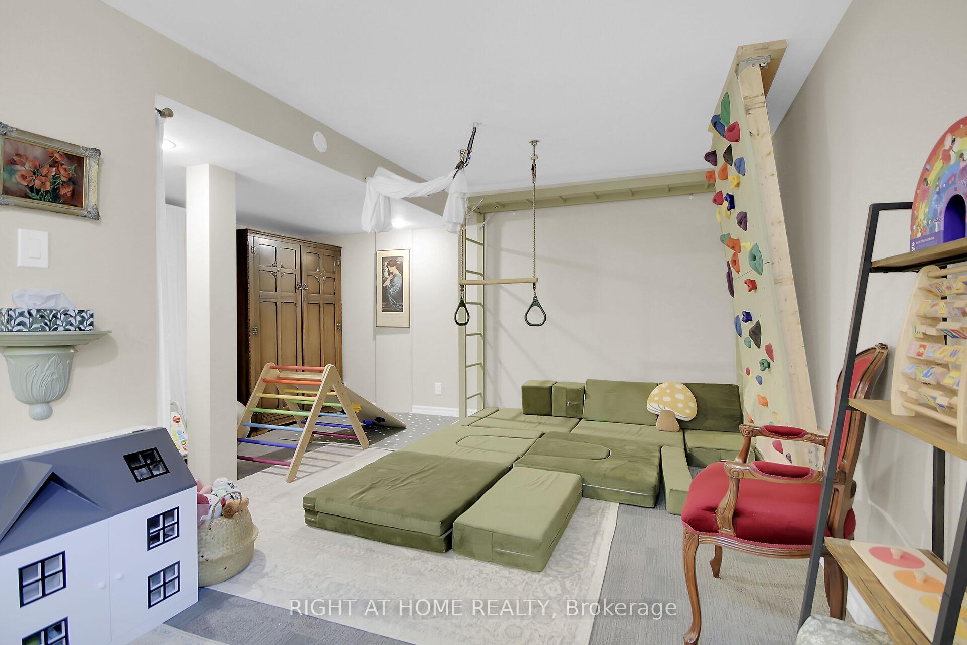 Photo 41 of 26 Grady Crescent, Ottawa, Sheahan Estates/Trend Village — HOMEH