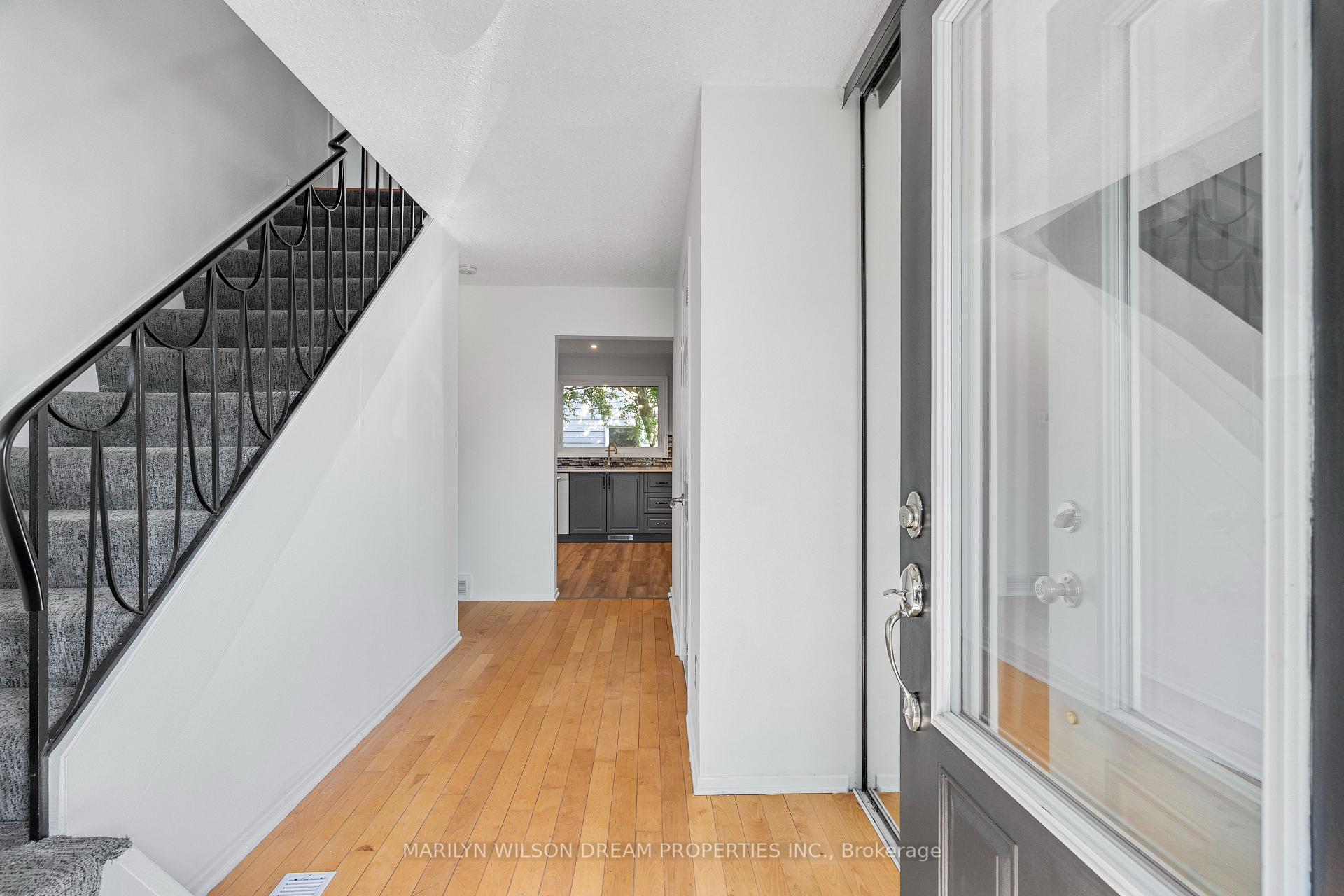 Photo 3 of 105 Chartwell Avenue, Ottawa, Craig Henry/Woodvale — HOMEH