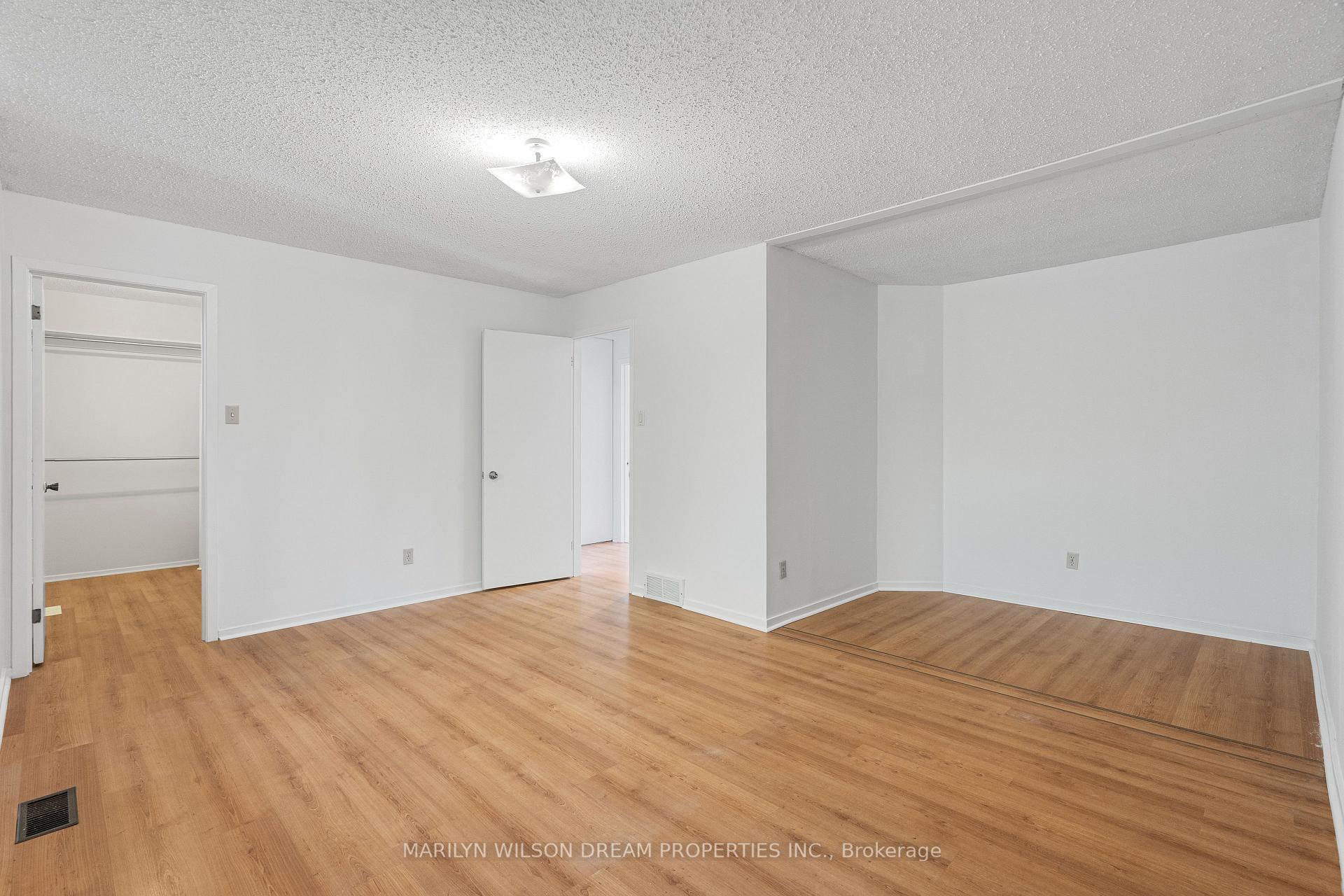 Photo 20 of 105 Chartwell Avenue, Ottawa, Craig Henry/Woodvale — HOMEH