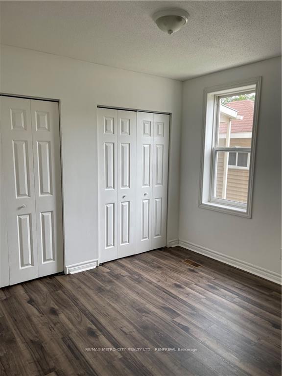 Photo 9 of 146 Patrick Avenue, Renfrew — HOMEH