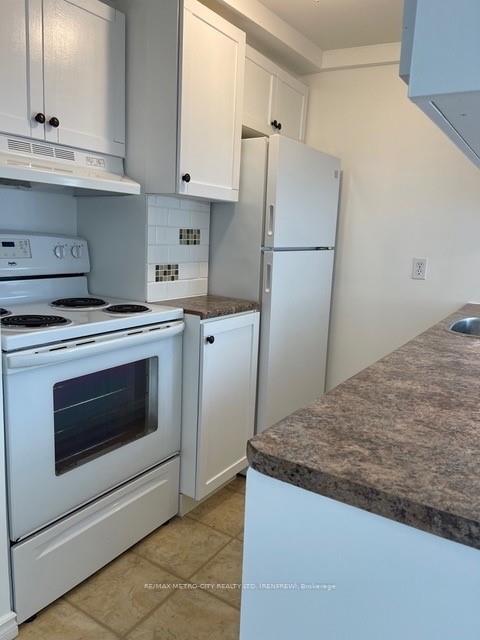 Photo 10 of 146 Patrick Avenue, Renfrew — HOMEH
