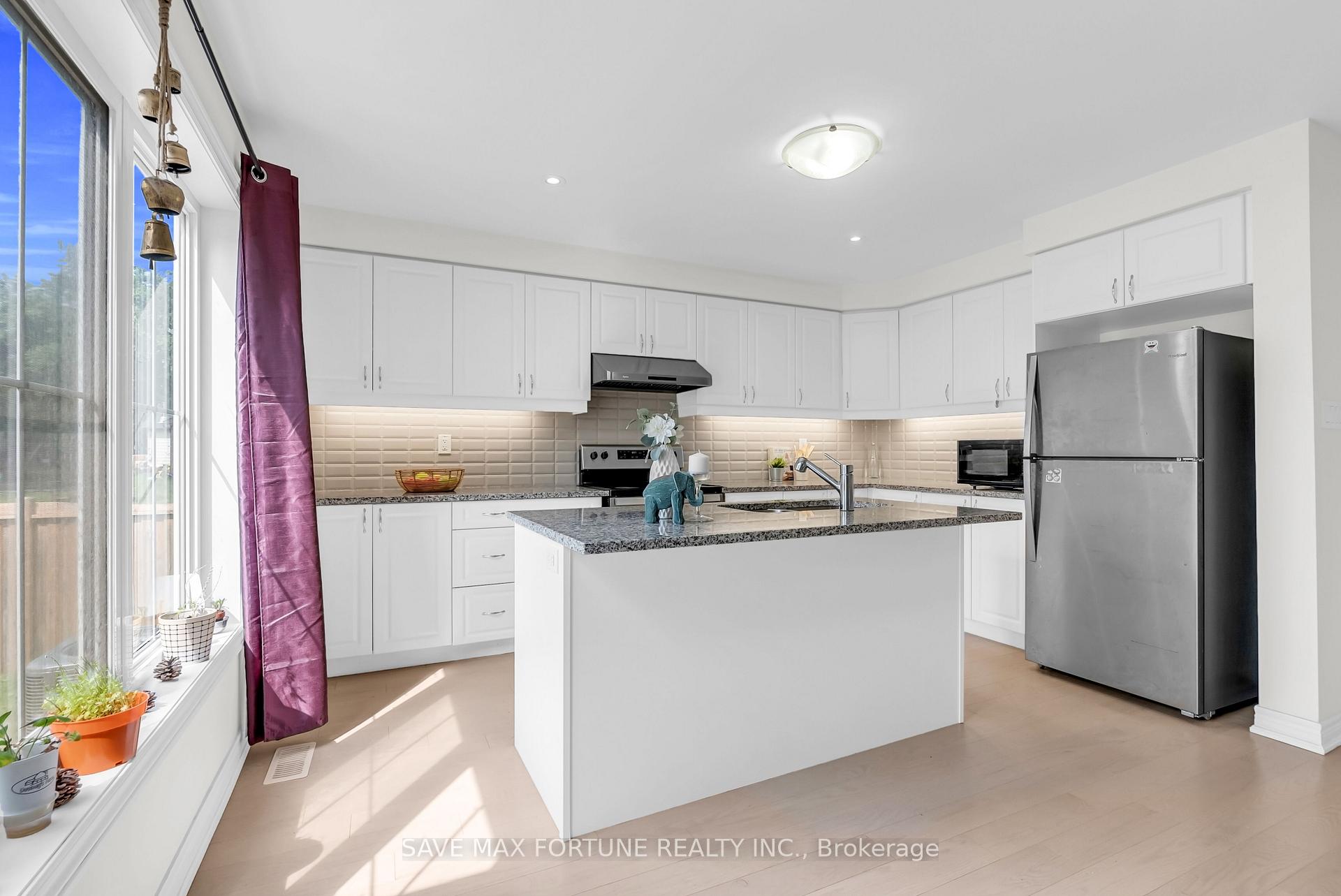 Photo 12 of 122 Clark Street, Shelburne — HOMEH