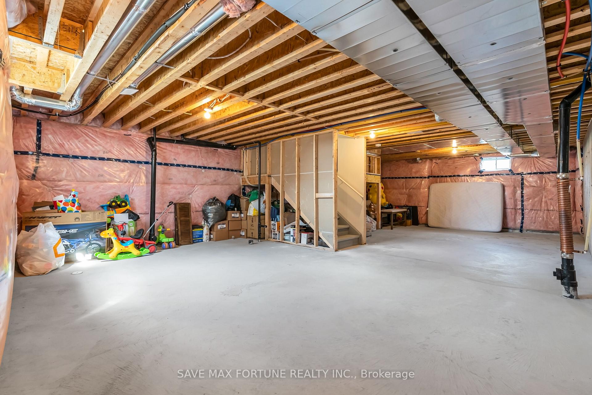 Photo 37 of 122 Clark Street, Shelburne — HOMEH