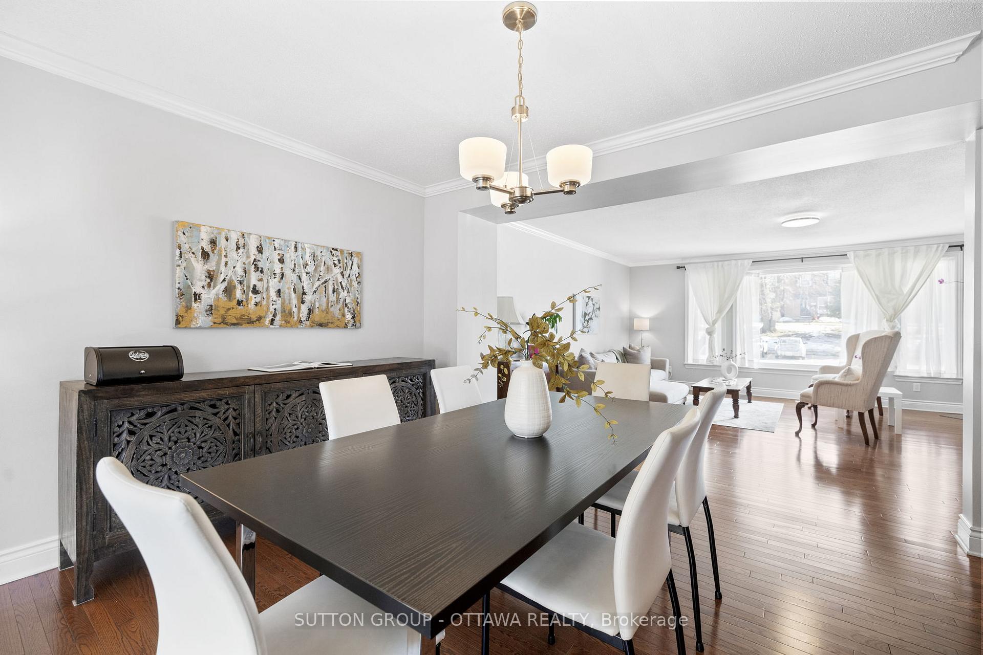 Photo 12 of 124 Monterey Drive, Ottawa, Leslie Park — HOMEH
