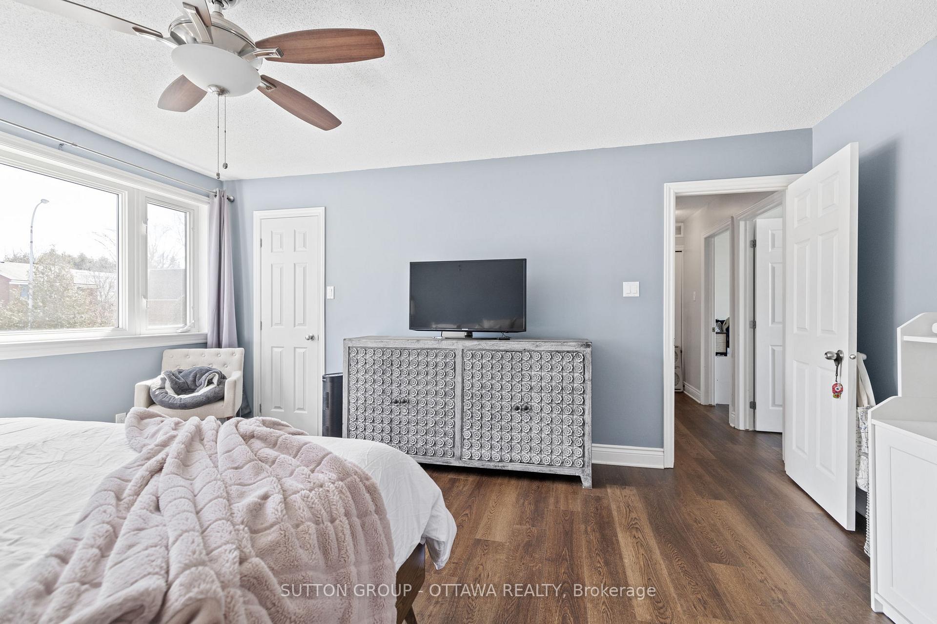 Photo 18 of 124 Monterey Drive, Ottawa, Leslie Park — HOMEH