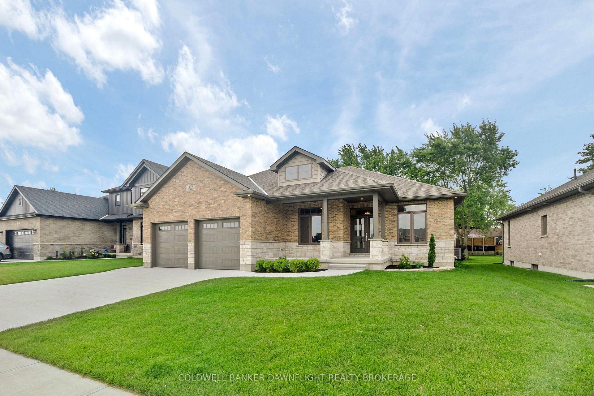 Photo 2 of 483 Motz Boulevard, South Huron, Exeter — HOMEH