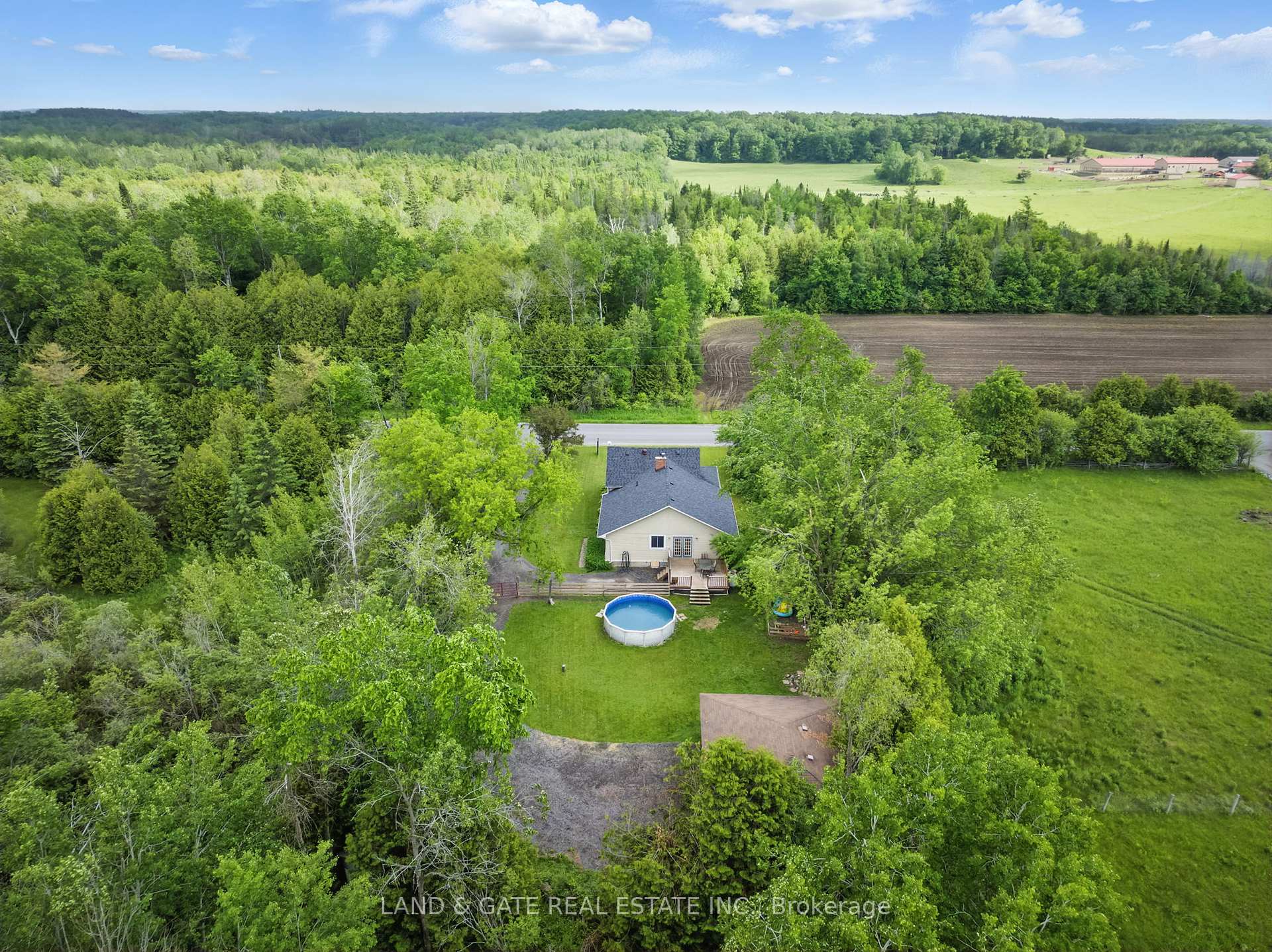 Photo 3 of 4501 Devitts Road, Scugog, Rural Scugog — HOMEH