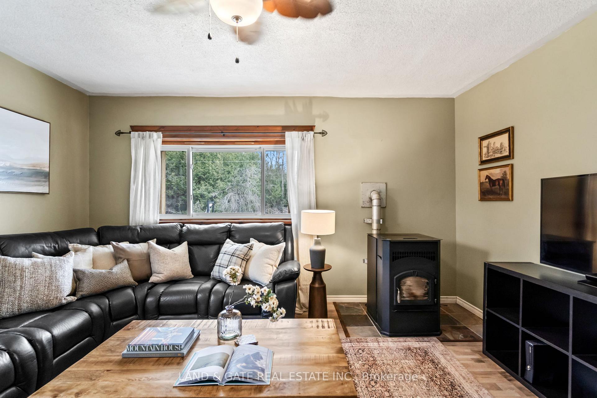 Photo 8 of 4501 Devitts Road, Scugog, Rural Scugog — HOMEH
