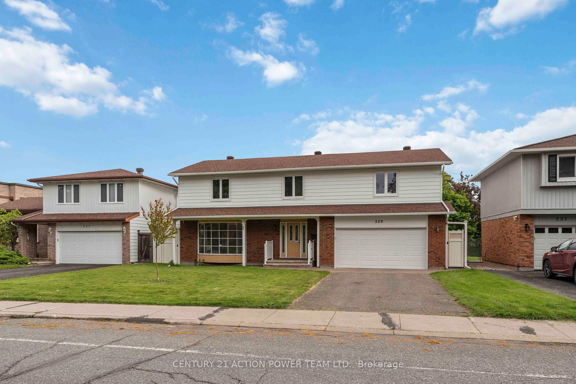 Photo 1 of 229 McClellan Road, Ottawa, Arlington Woods — HOMEH
