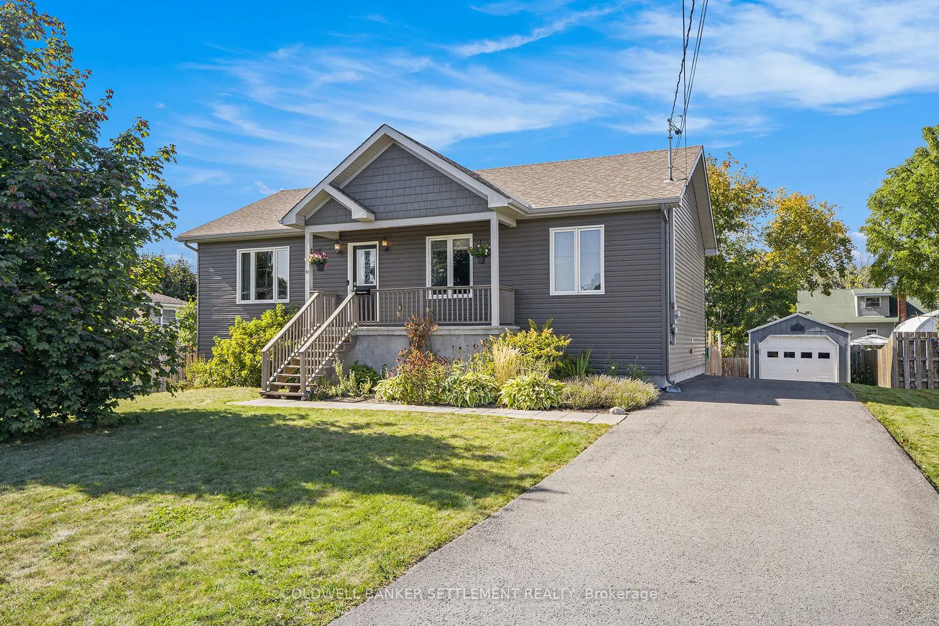 Photo 1 of 14 McDonald Street, Smiths Falls — HOMEH