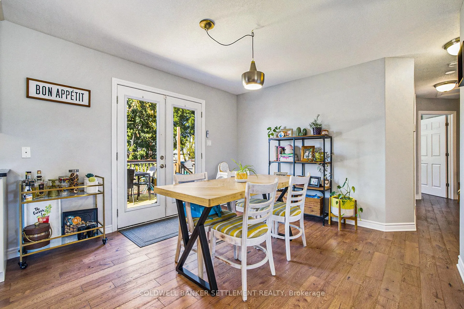 Photo 11 of 14 McDonald Street, Smiths Falls — HOMEH