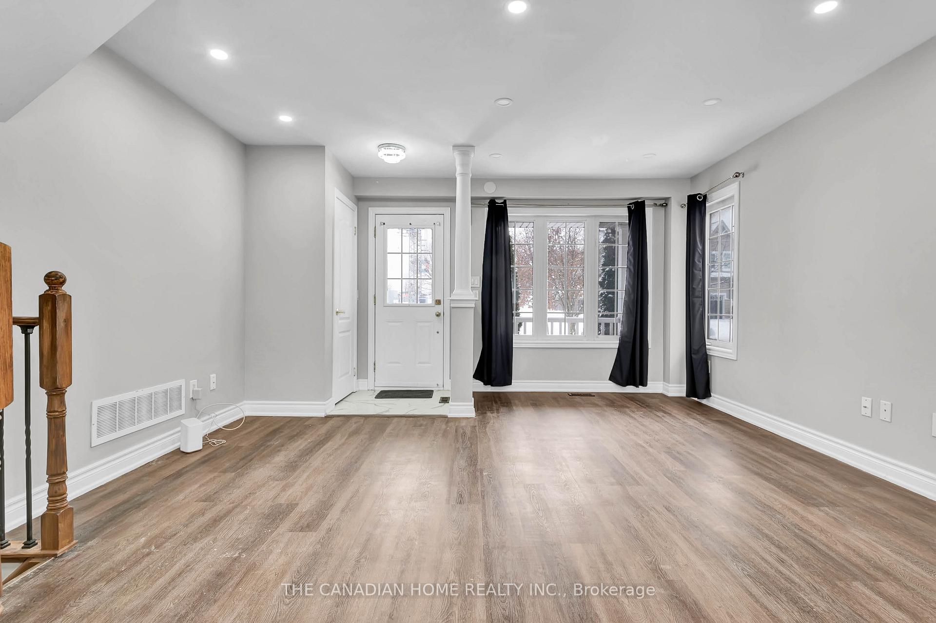 Photo 6 of 415 Orvis Crescent, Shelburne — HOMEH