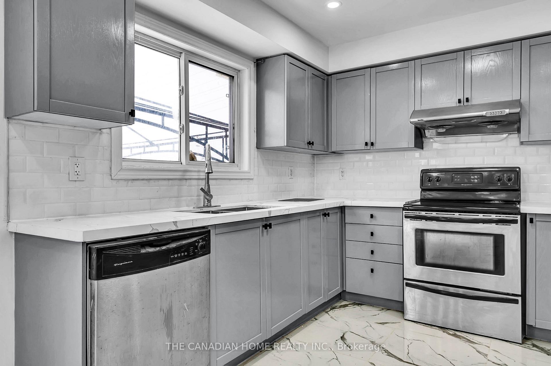 Photo 10 of 415 Orvis Crescent, Shelburne — HOMEH