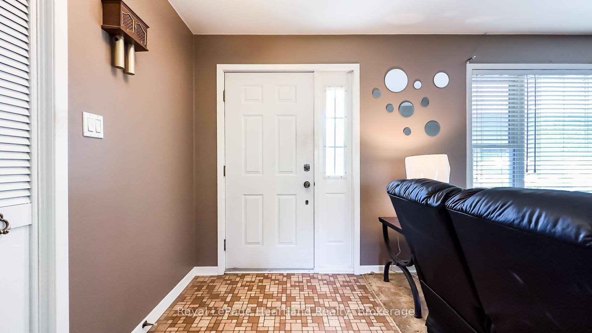 Photo 4 of 42534 Kirkton Road, South Huron, Usborne — HOMEH