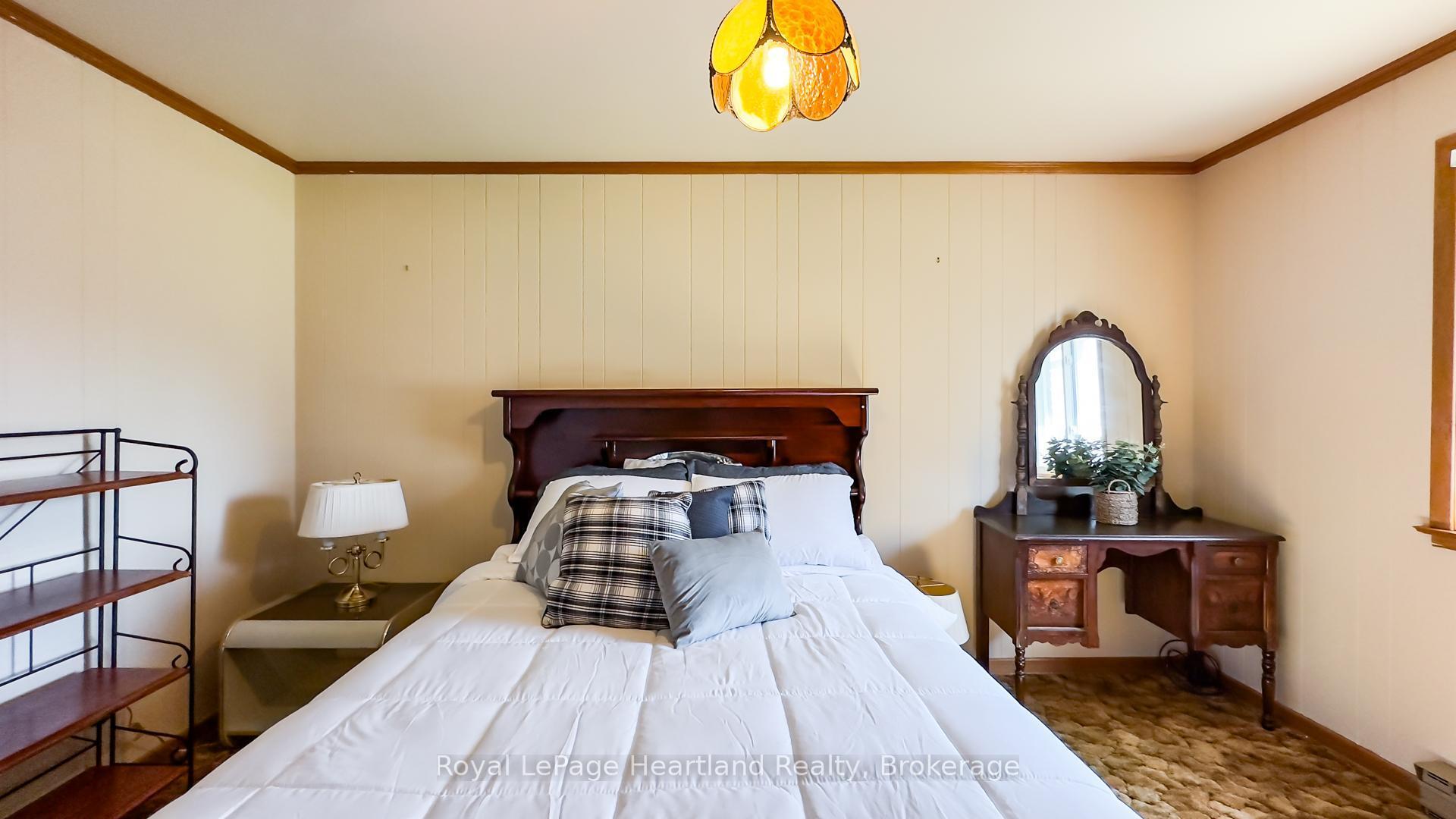 Photo 15 of 42534 Kirkton Road, South Huron, Usborne — HOMEH