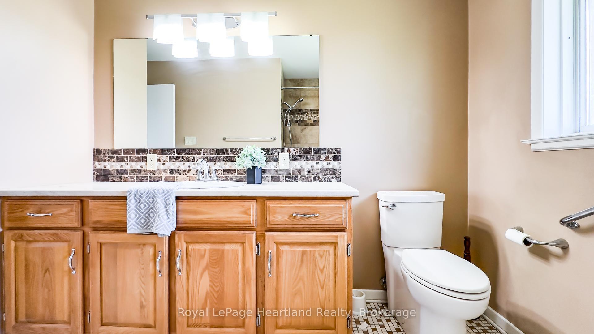 Photo 19 of 42534 Kirkton Road, South Huron, Usborne — HOMEH