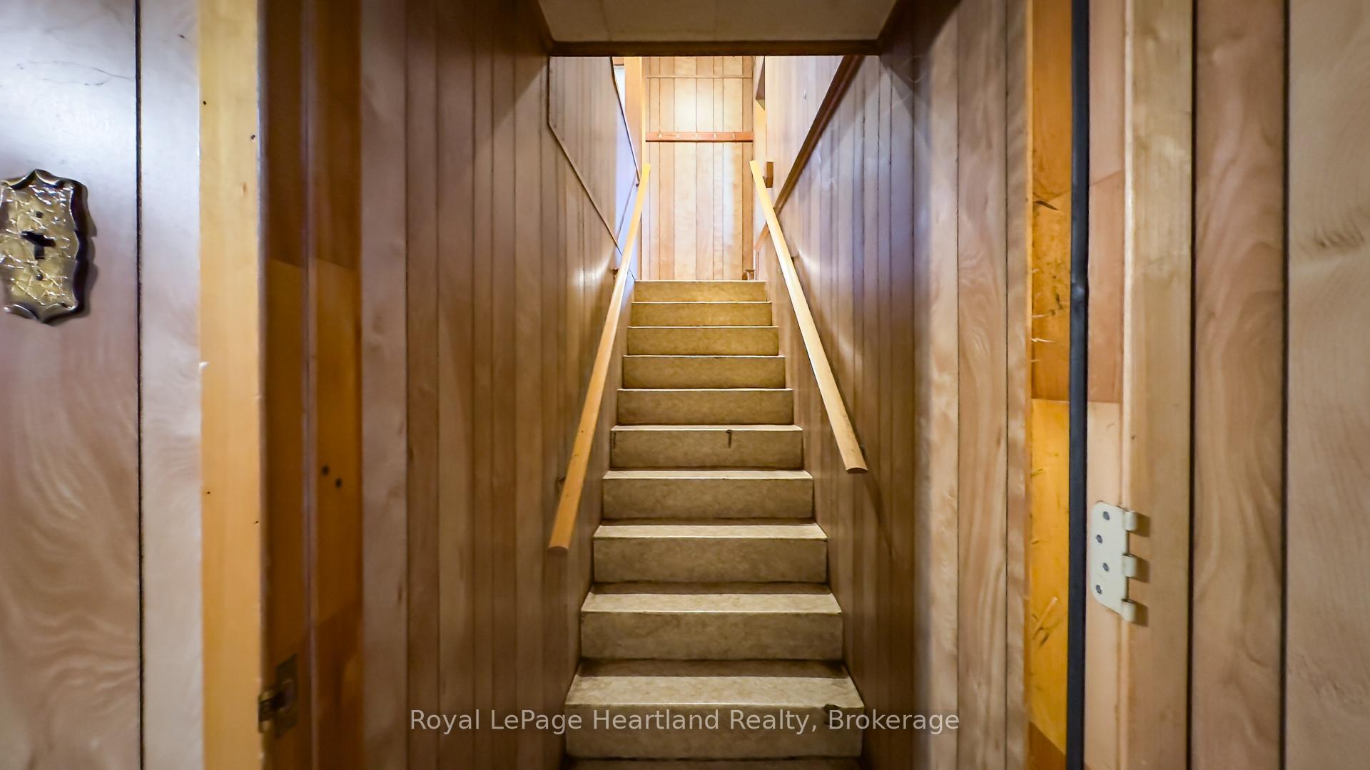 Photo 33 of 42534 Kirkton Road, South Huron, Usborne — HOMEH
