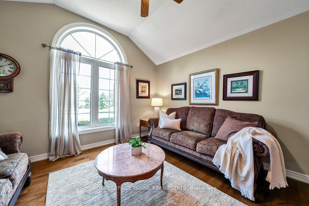 Photo 5 of 11 Cawkers Cove Road, Scugog, Port Perry — HOMEH
