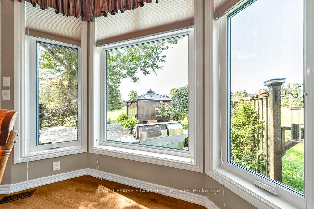 Photo 15 of 11 Cawkers Cove Road, Scugog, Port Perry — HOMEH