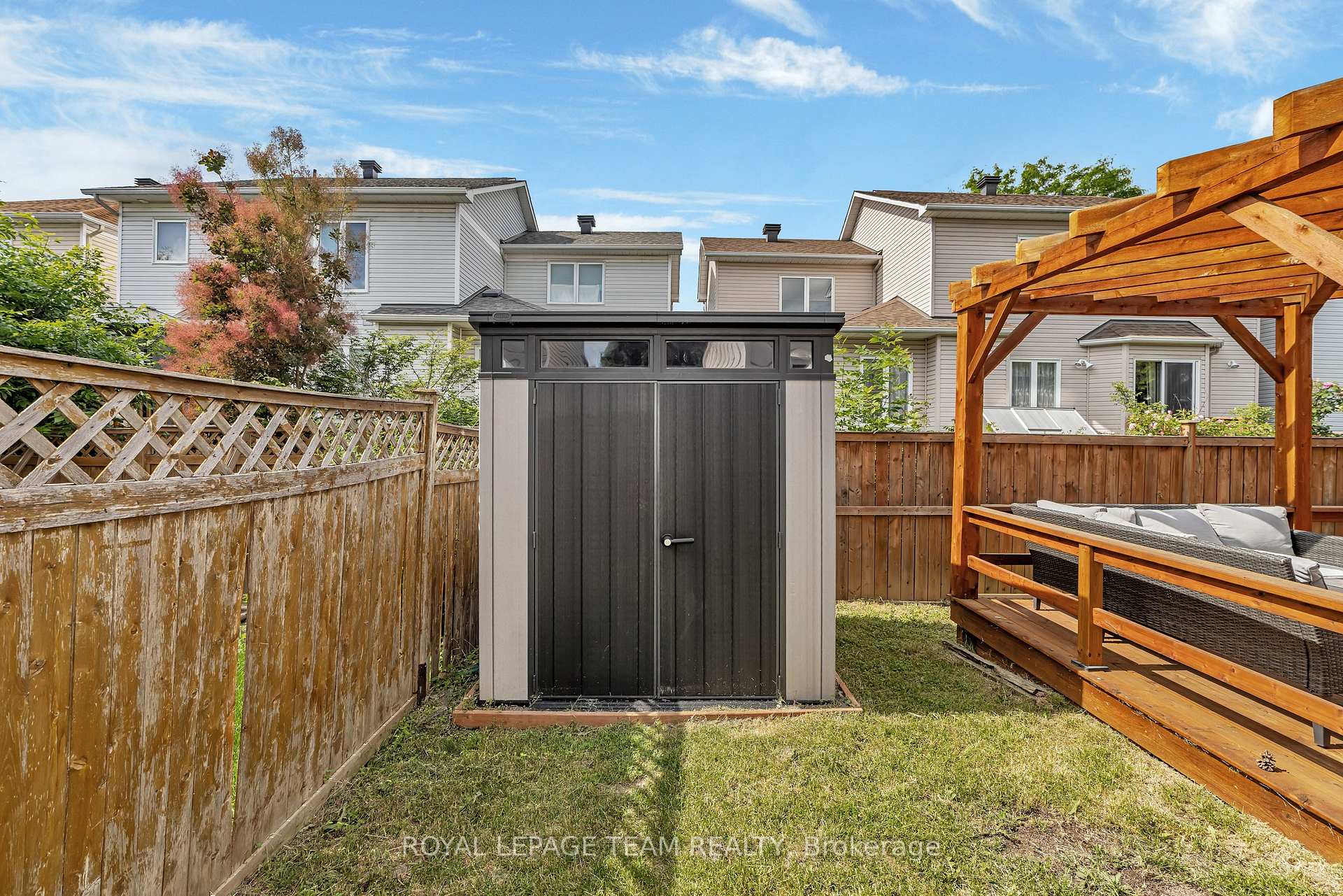 Photo 27 of 44 Chartwell Avenue, Ottawa, Craig Henry/Woodvale — HOMEH