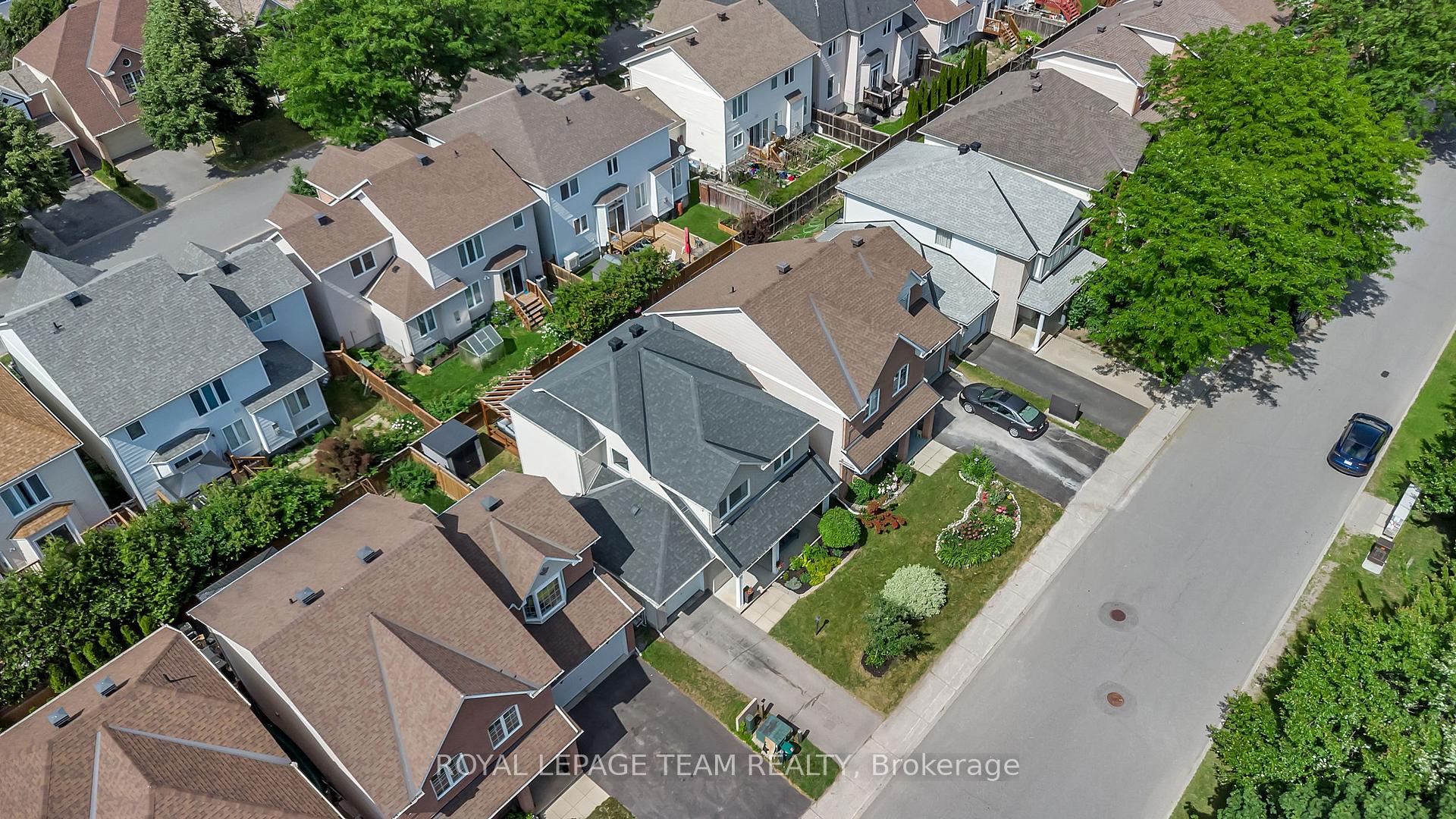 Photo 29 of 44 Chartwell Avenue, Ottawa, Craig Henry/Woodvale — HOMEH