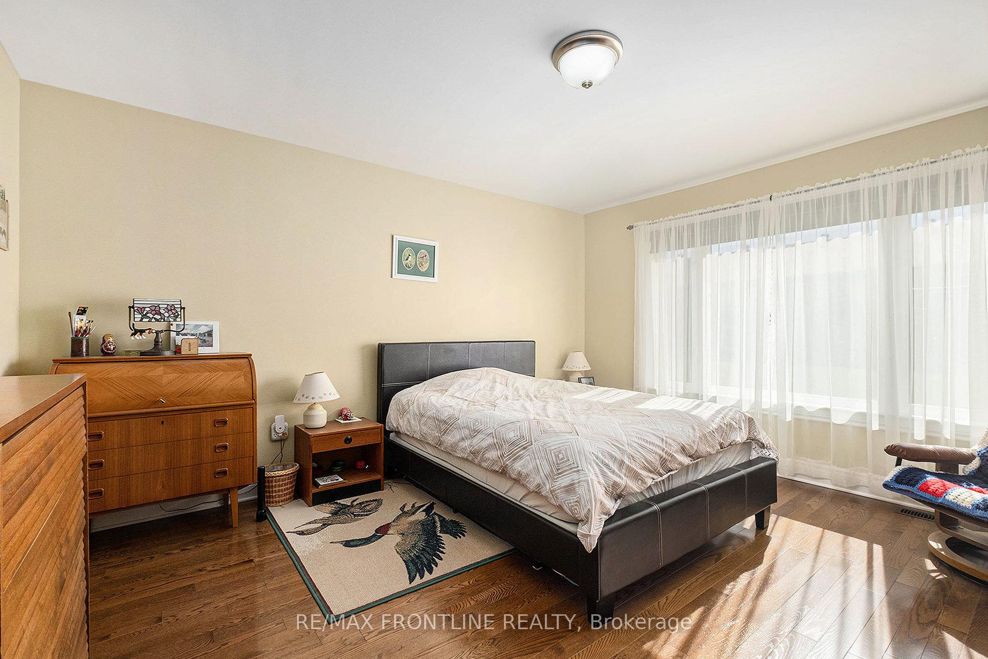 Photo 16 of 53 Lee Avenue, Smiths Falls — HOMEH