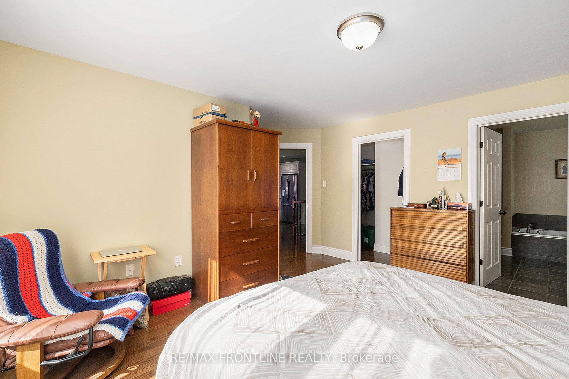 Photo 17 of 53 Lee Avenue, Smiths Falls — HOMEH