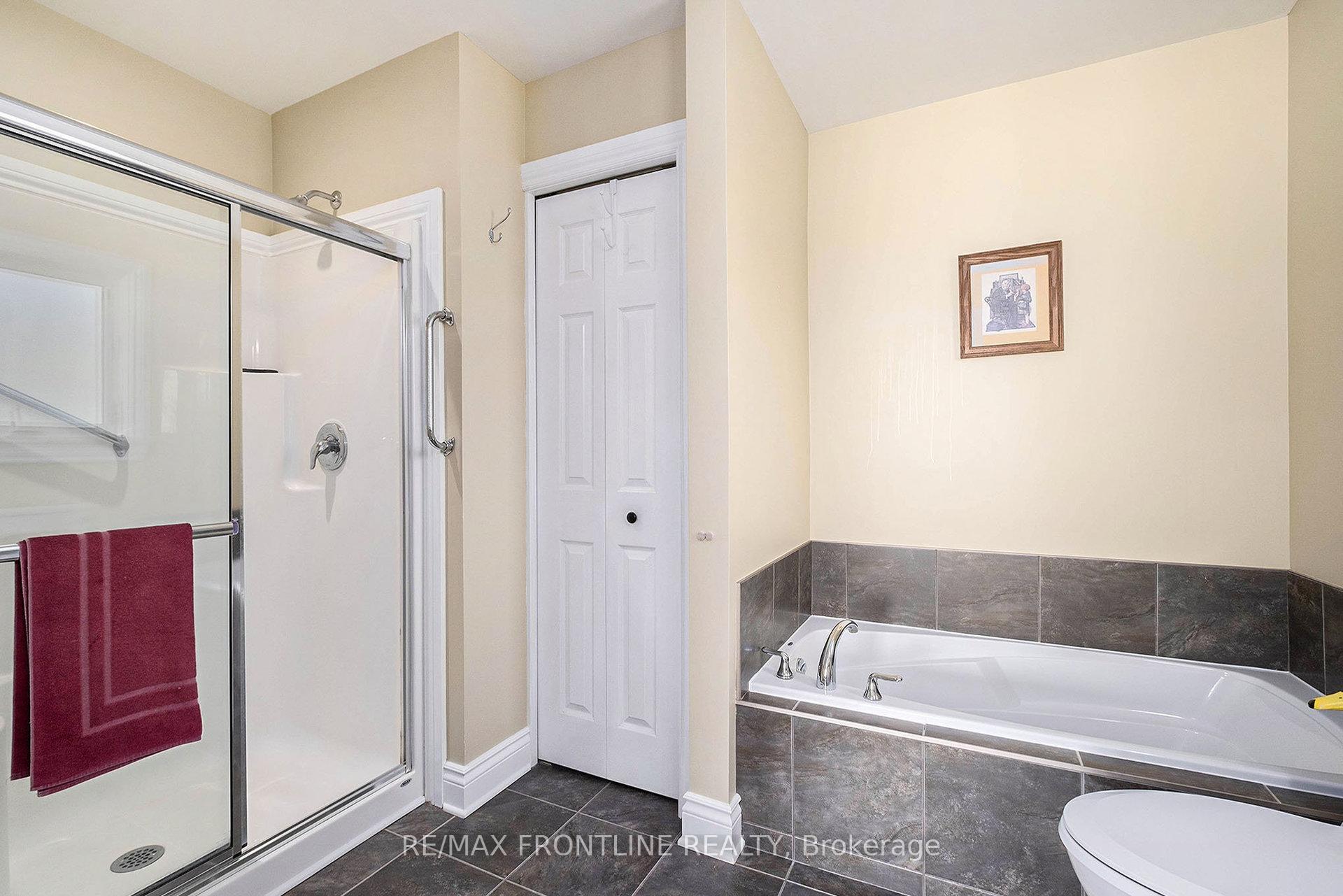 Photo 18 of 53 Lee Avenue, Smiths Falls — HOMEH