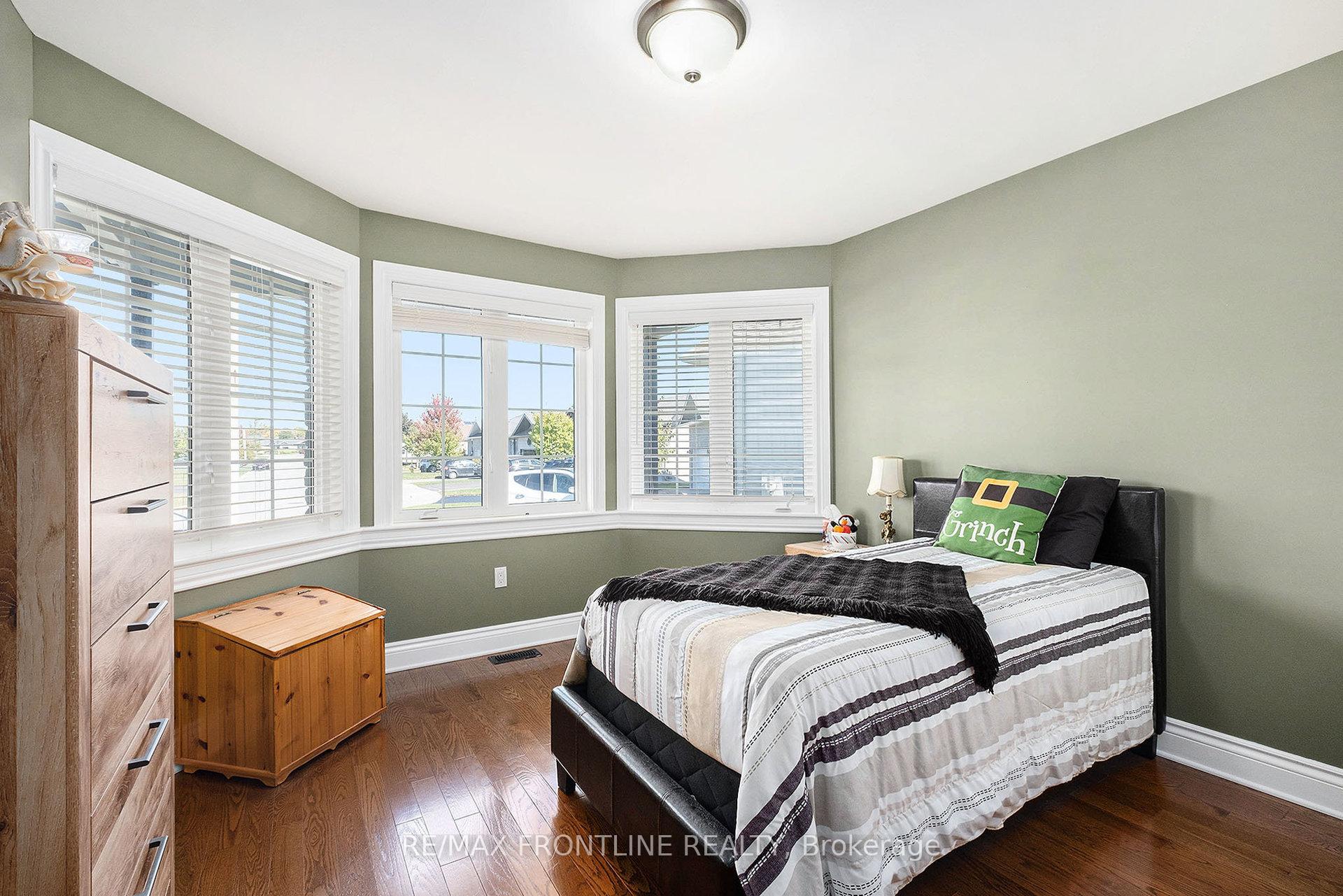Photo 20 of 53 Lee Avenue, Smiths Falls — HOMEH