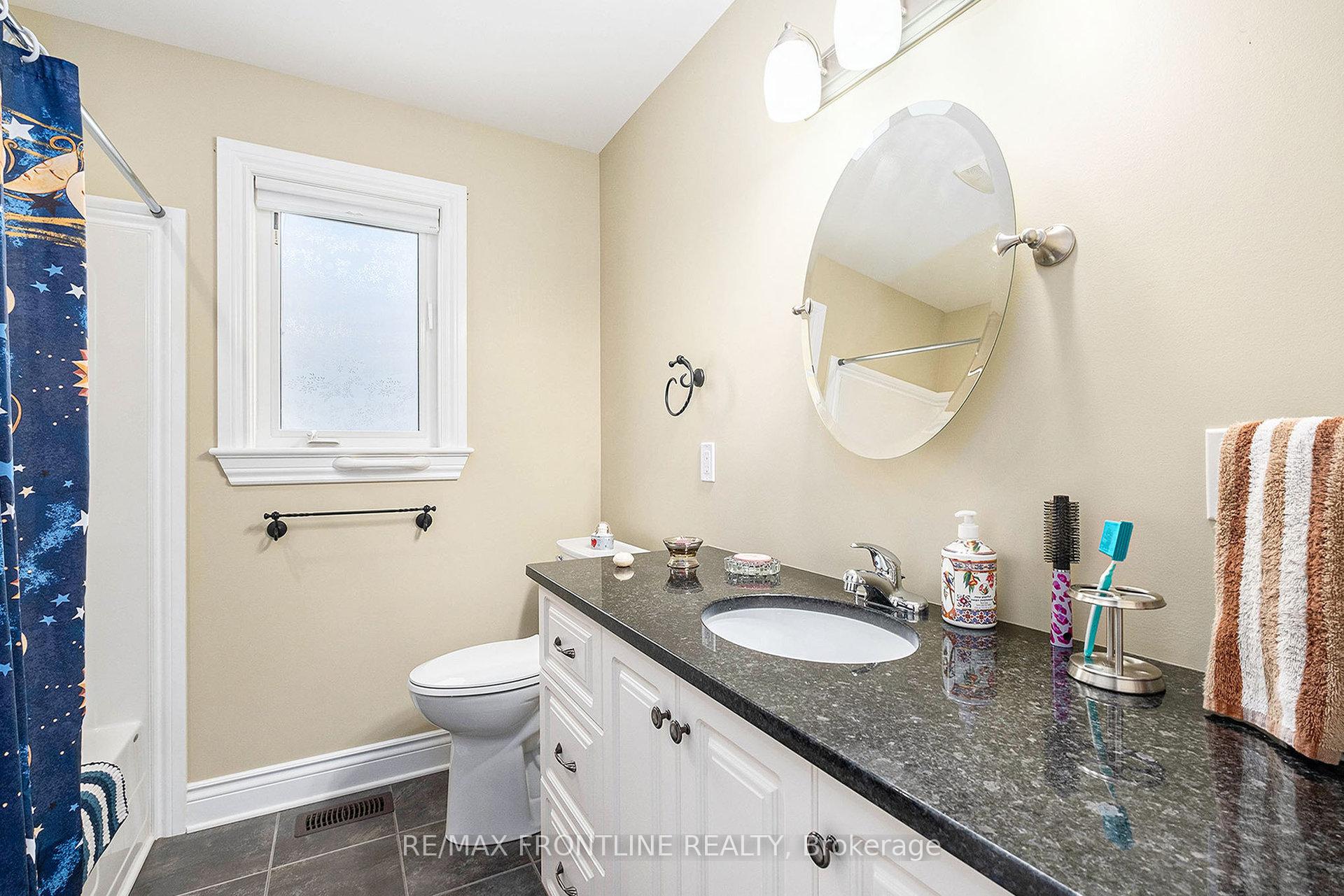 Photo 22 of 53 Lee Avenue, Smiths Falls — HOMEH