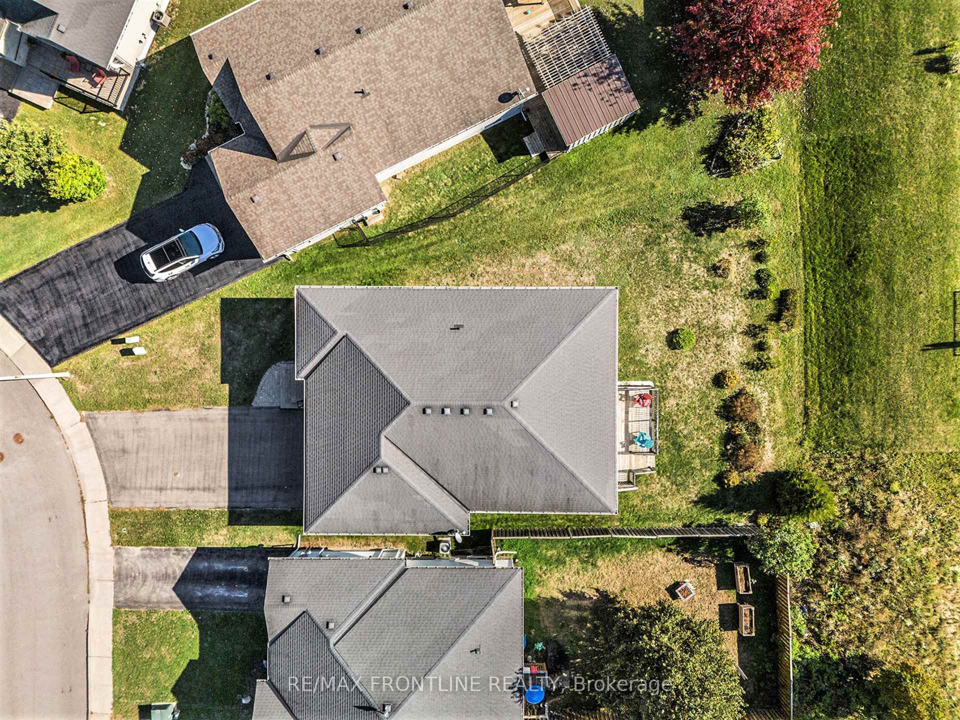 Photo 32 of 53 Lee Avenue, Smiths Falls — HOMEH