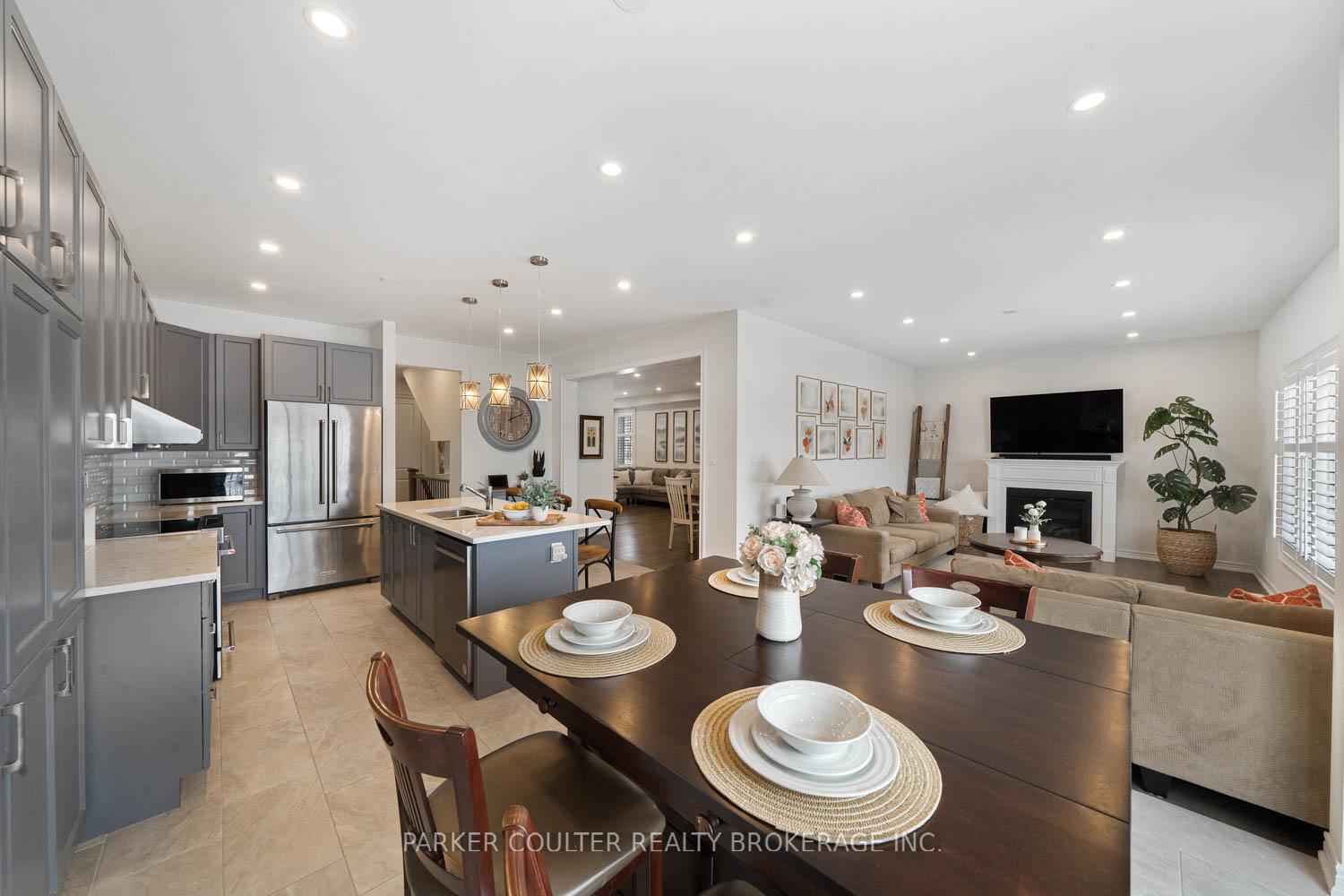 Photo 11 of 745 Gilmour Crescent, Shelburne — HOMEH