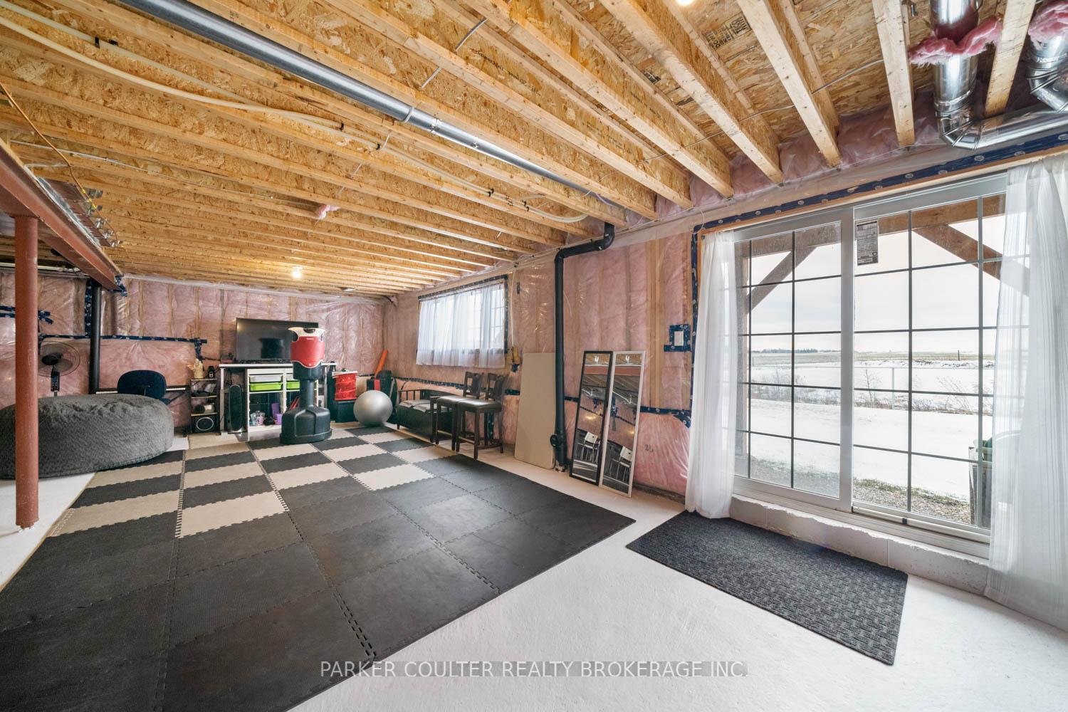 Photo 33 of 745 Gilmour Crescent, Shelburne — HOMEH